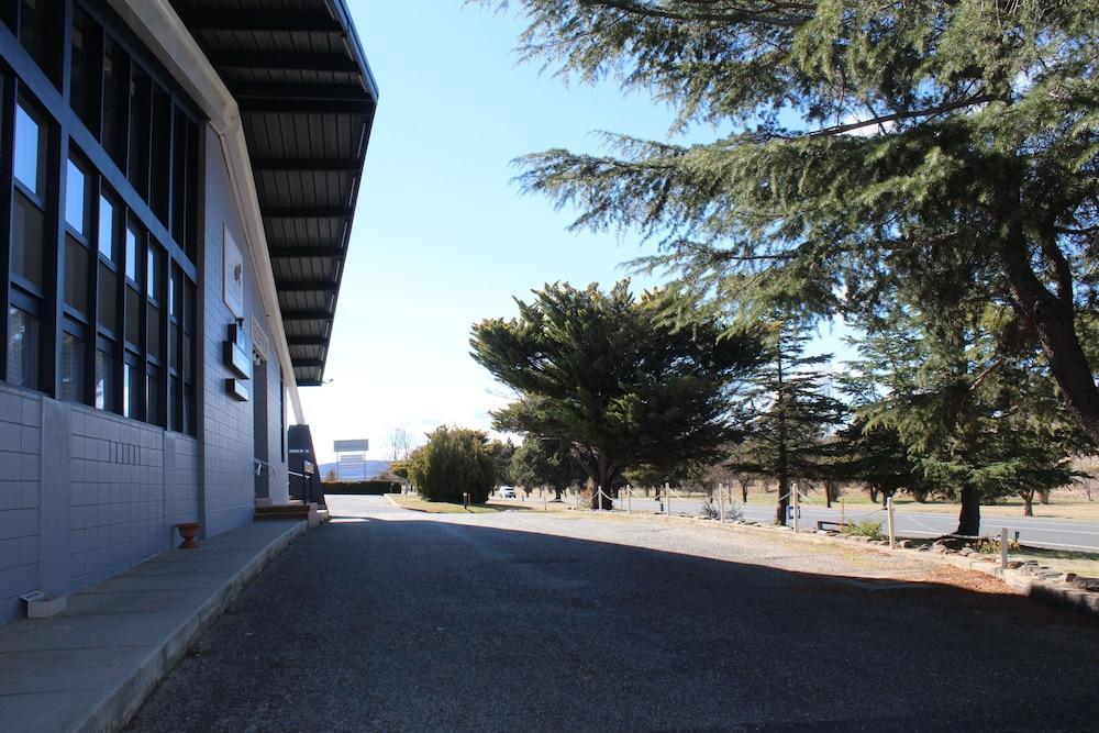 Snow Season Motor Inn Cooma Ngoại thất bức ảnh